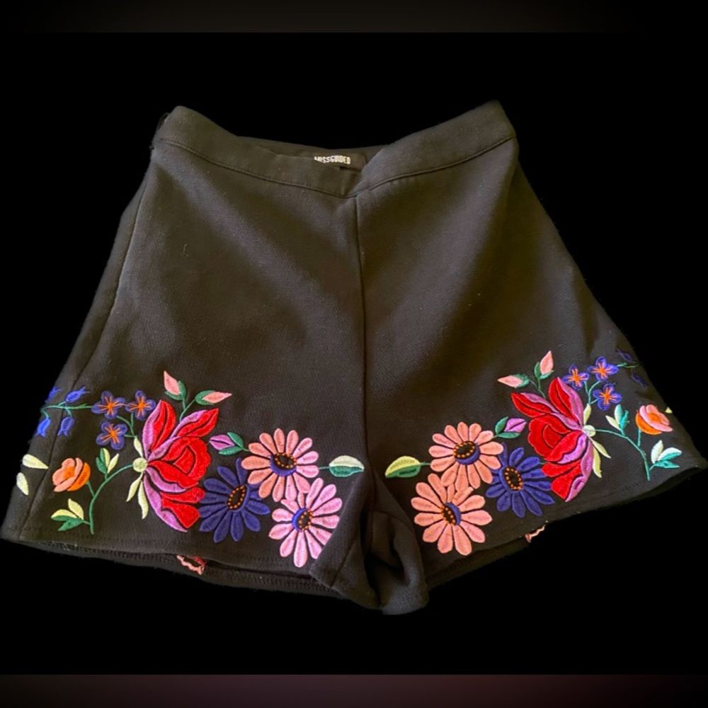 Ladies black hot pants flower embroidered day of the dead retro groovy shorts